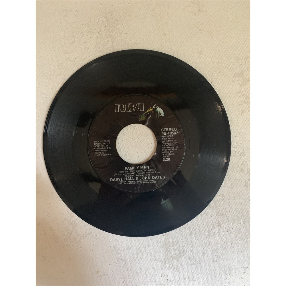 Daryl Hall & John Oates - Family Man/Open All Night 1982 VG+